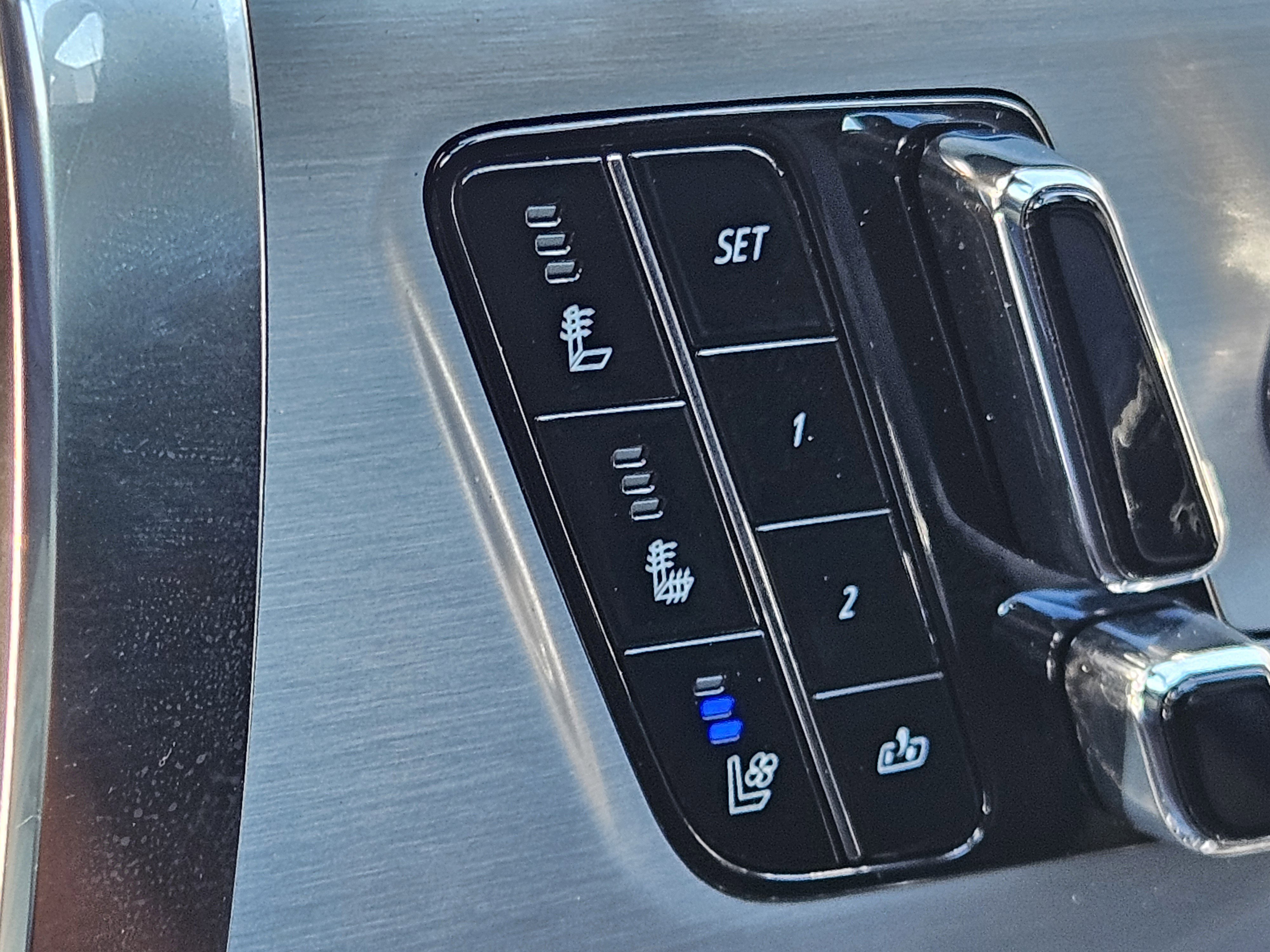 New 2026 Cadillac Vistiq Premium Luxury w/ LPO, Floor Liner Package image 67