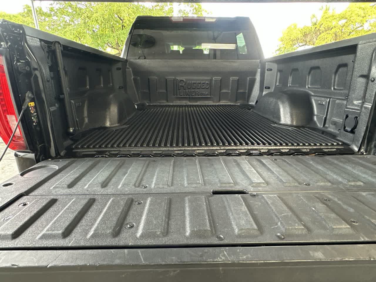 Used 2025 GMC Sierra 1500 SLT AWD/4WD image 25
