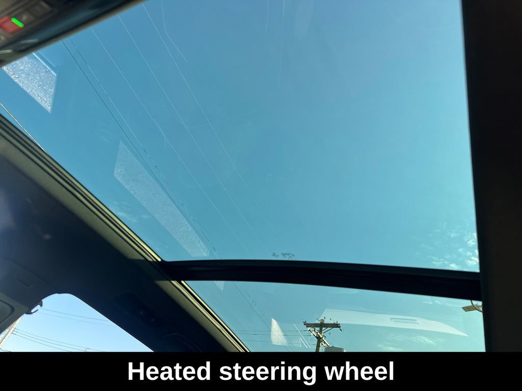 Used 2022 Volkswagen Tiguan SEL R-Line image 25