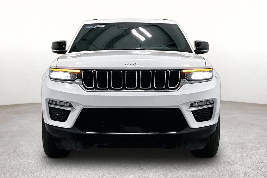 Used 2024 Jeep Grand Cherokee Limited RWD image 4