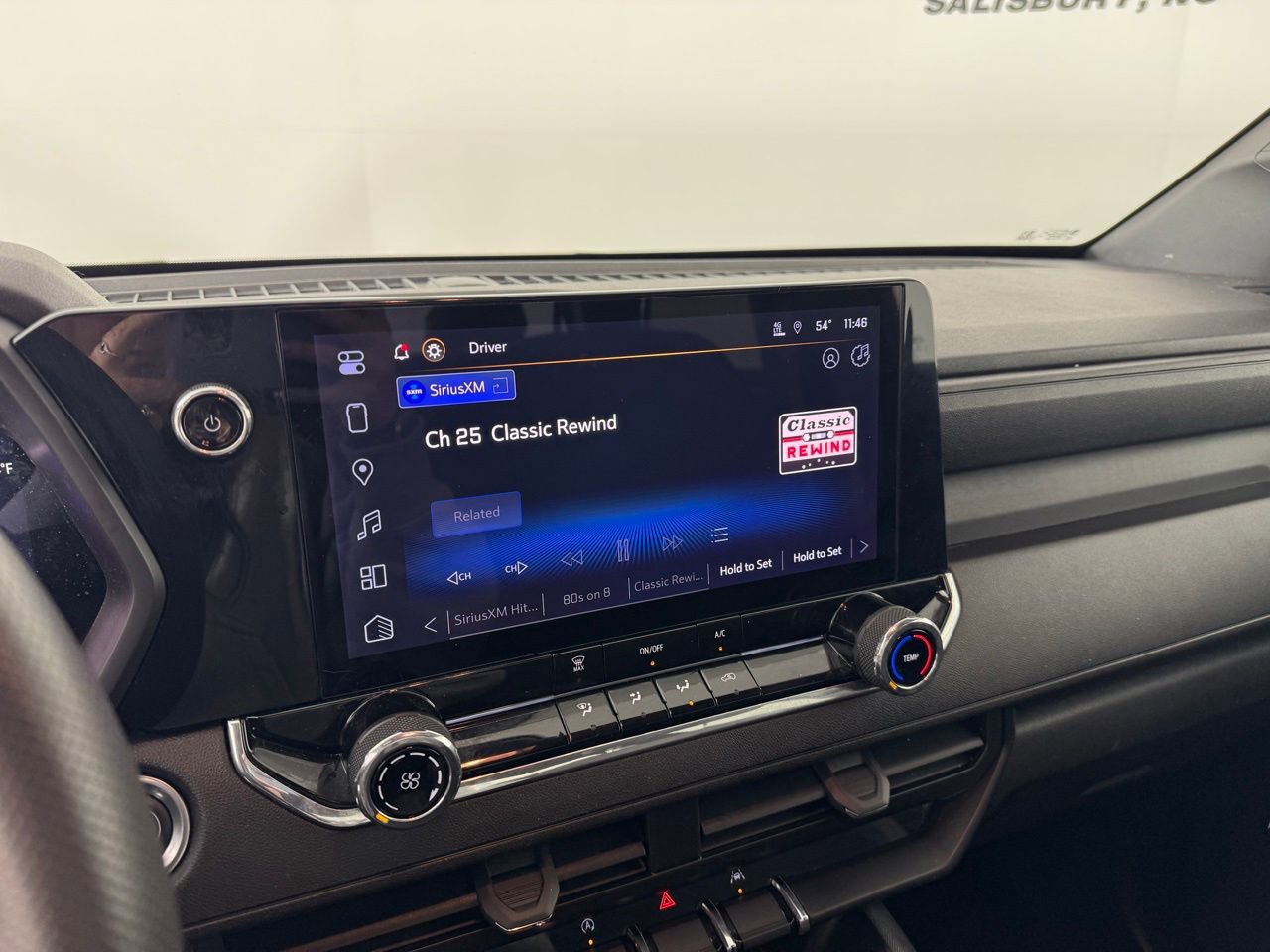 Used 2024 Chevrolet Colorado W/T image 16