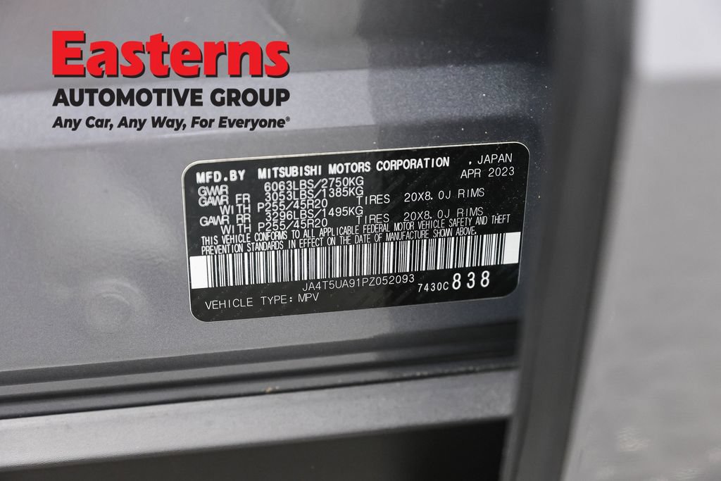 Used 2023 Mitsubishi Outlander SE AWD/4WD image 35