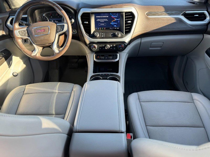 Used 2022 GMC Acadia SLT w/ Preferred Package image 12