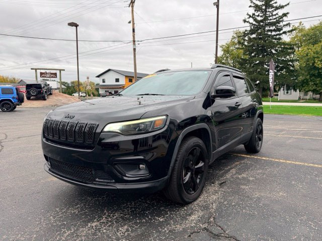 Used 2020 Jeep Cherokee Latitude Plus AWD/4WD image 3