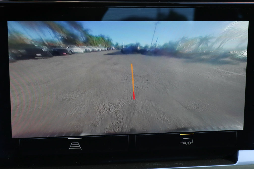 Used 2022 Chevrolet Silverado 1500 LT Trail Boss w/ LPO, Dark Essentials Package AWD/4WD image 35