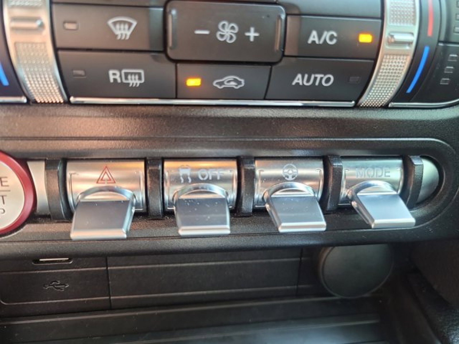 Used 2020 Ford Mustang GT Premium w/ GT Performance Package image 28