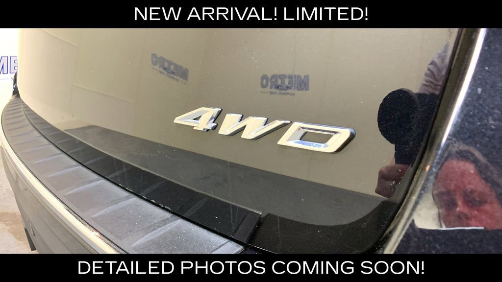 Used 2023 Ford Explorer Limited w/ Limited Technology Package AWD/4WD image 18