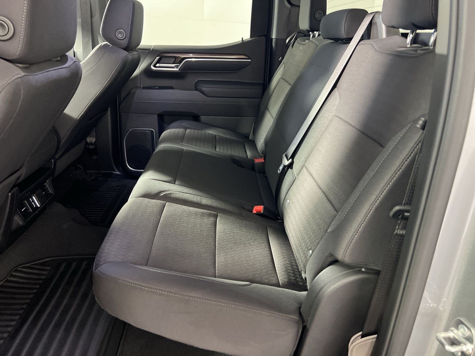 Used 2026 Chevrolet Silverado 1500 LT AWD/4WD image 26