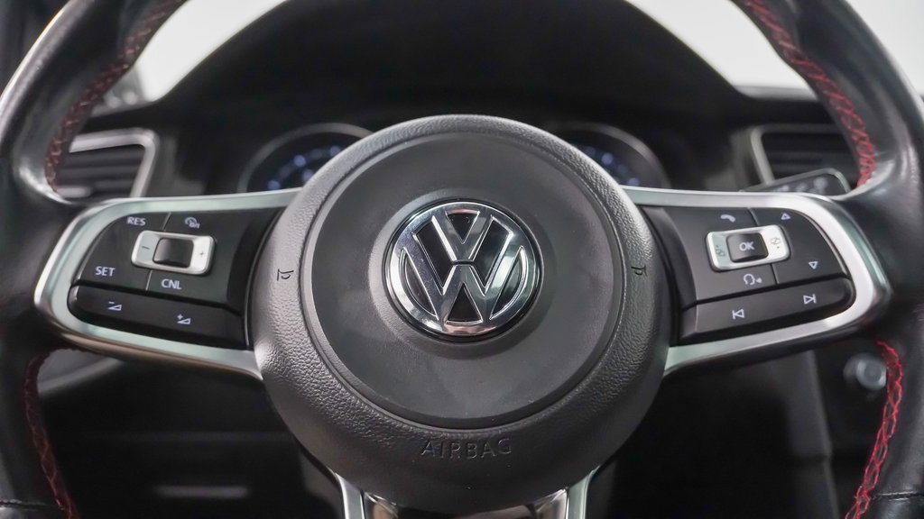 Used 2016 Volkswagen GTI SE image 25
