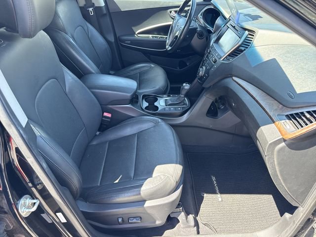 Used 2018 Hyundai Santa Fe Sport w/ 2.0T Ultimate Tech Package 05 FWD image 13