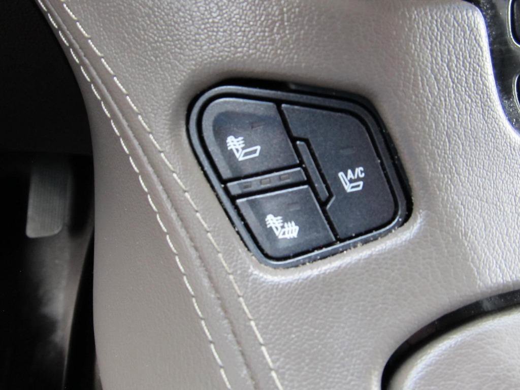 Used 2015 GMC Yukon XL Denali w/ Open Road Package image 73