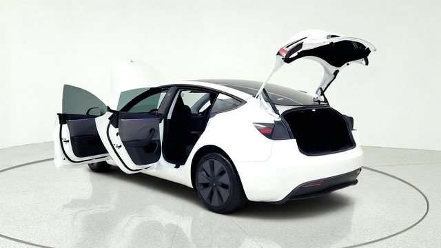 Used 2025 Tesla Model 3 RWD image 16