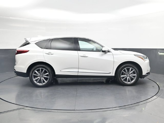 Used 2023 Acura RDX w/ Technology Package FWD image 3
