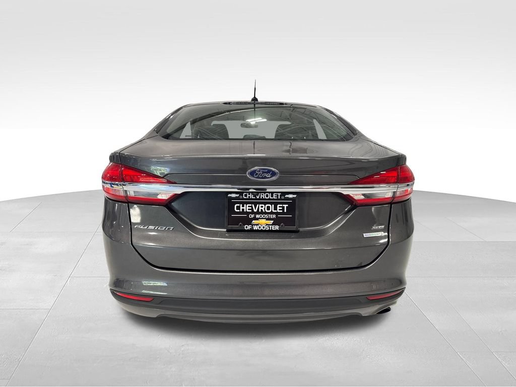 Used 2017 Ford Fusion SE FWD image 48