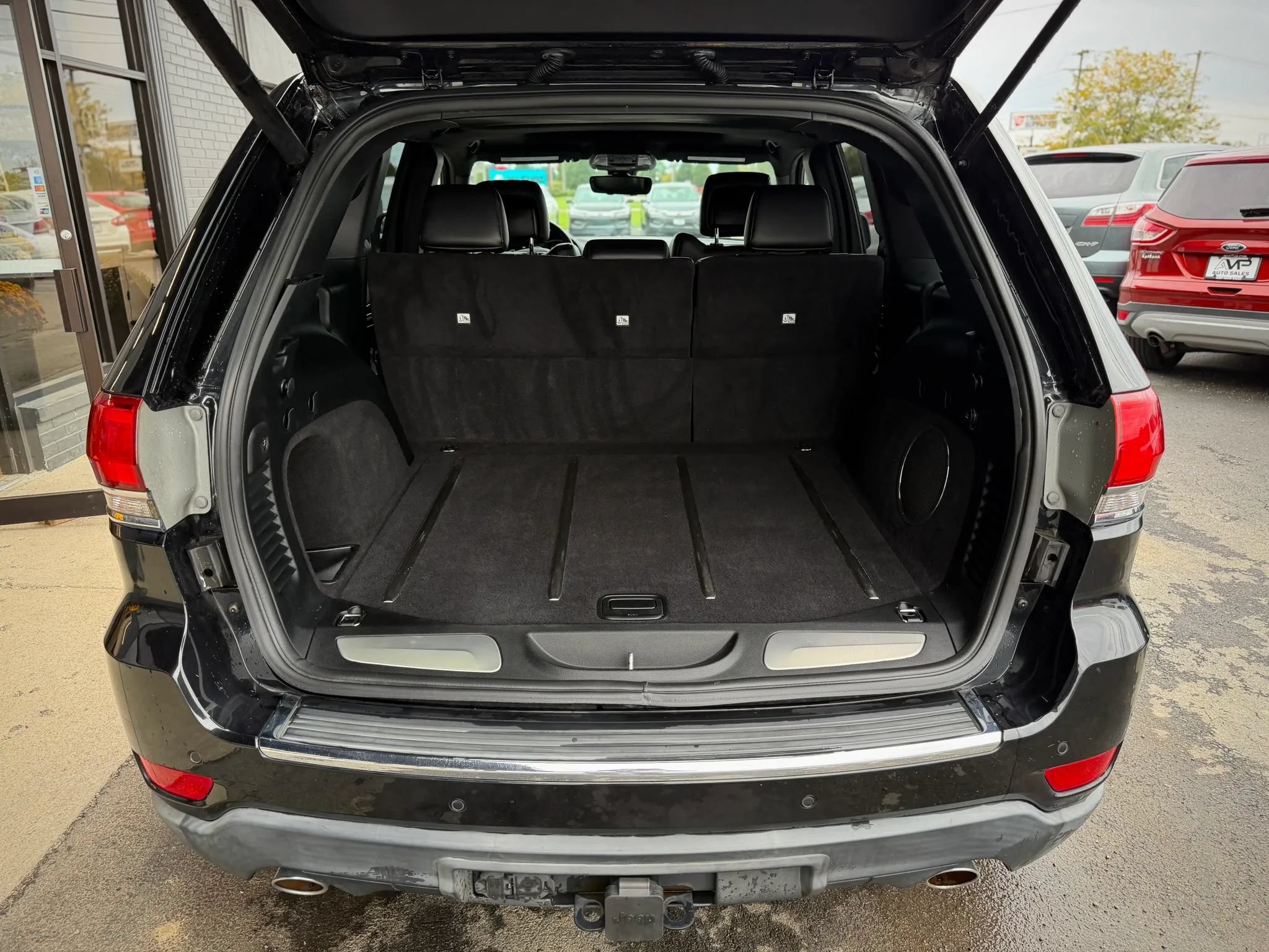 Used 2014 Jeep Grand Cherokee Limited w/ Trailer Tow Group IV AWD/4WD image 26
