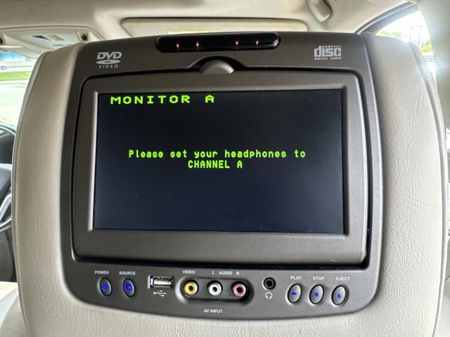 Used 2019 Cadillac Escalade Luxury AWD/4WD image 13