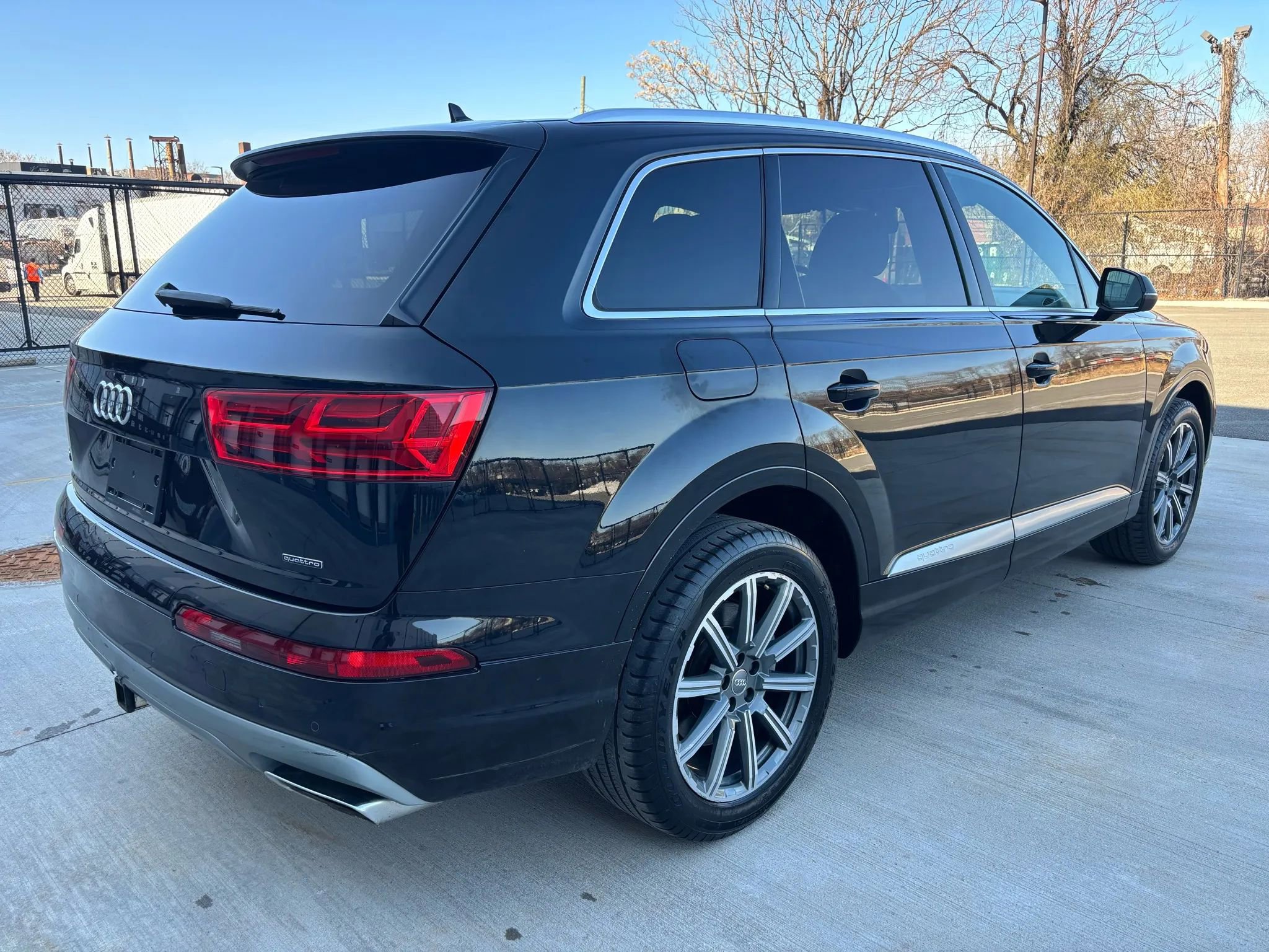 Used 2017 Audi Q7 2.0T Premium Plus AWD/4WD image 9