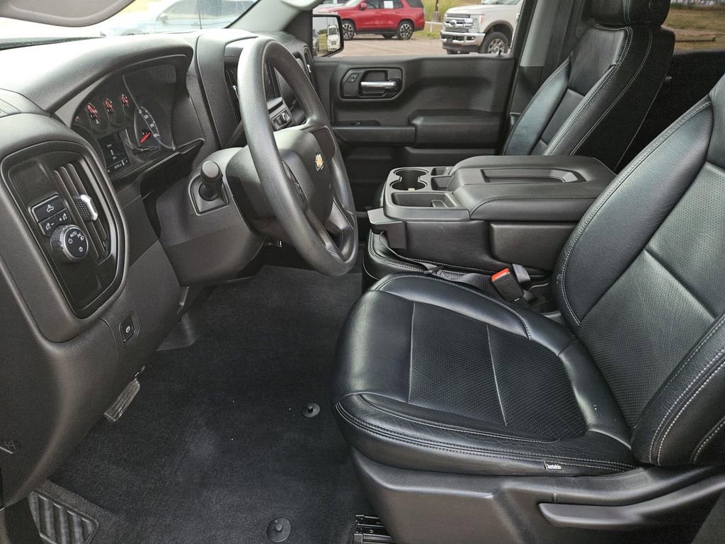 Used 2020 Chevrolet Silverado 1500 Custom w/ Custom Value Package image 21