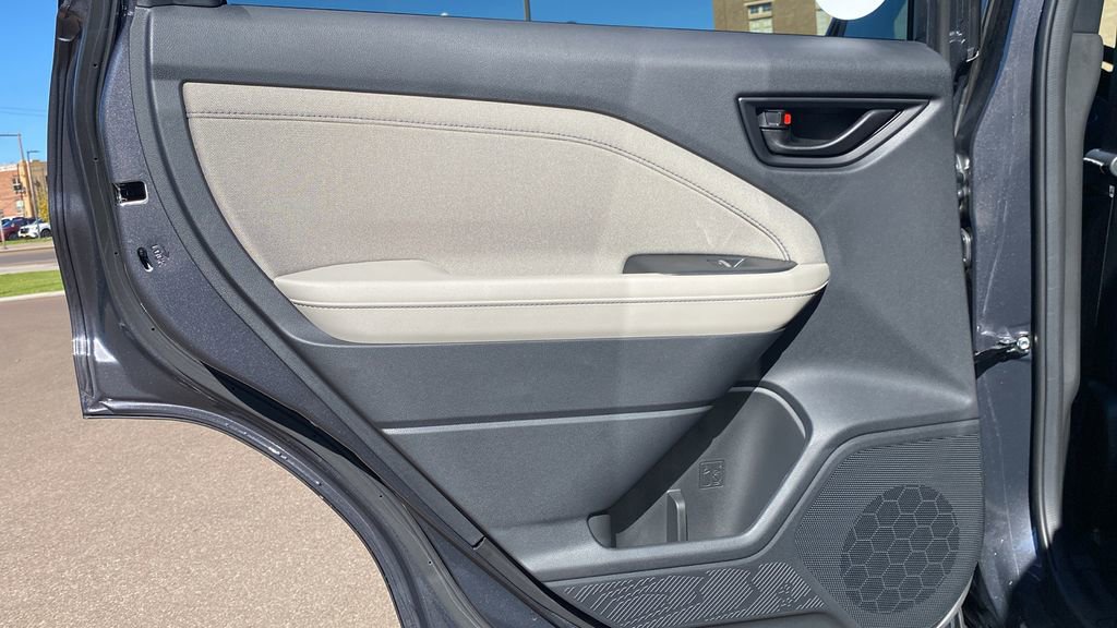 Used 2025 Subaru Forester Premium image 12