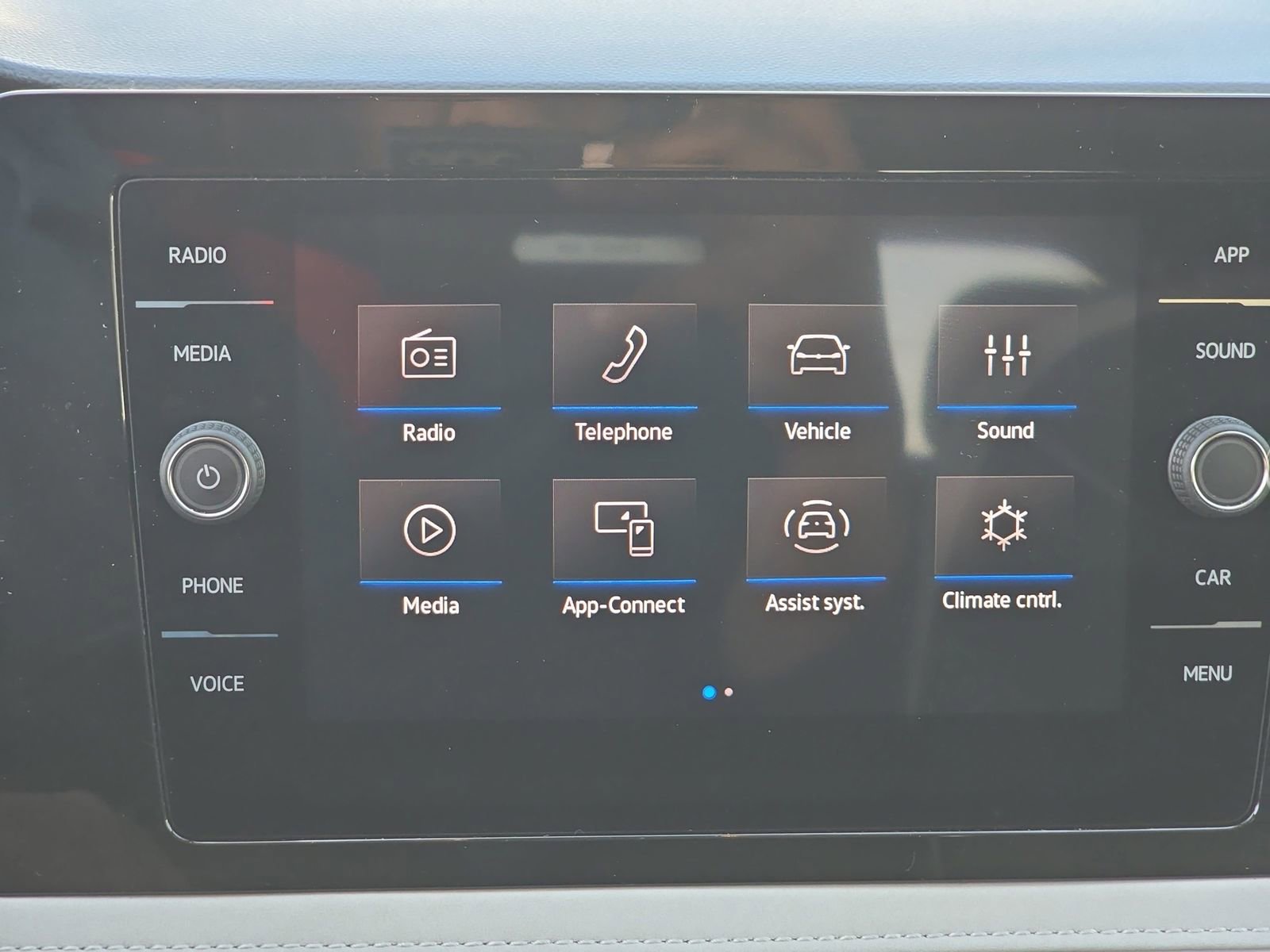 Used 2025 Volkswagen Taos SE image 26