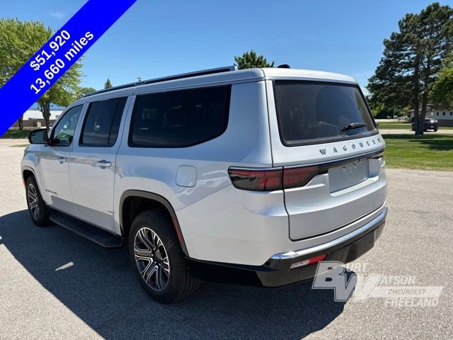 Used 2025 Jeep Wagoneer L Series II w/ 8-pass Seating Package AWD/4WD image 4
