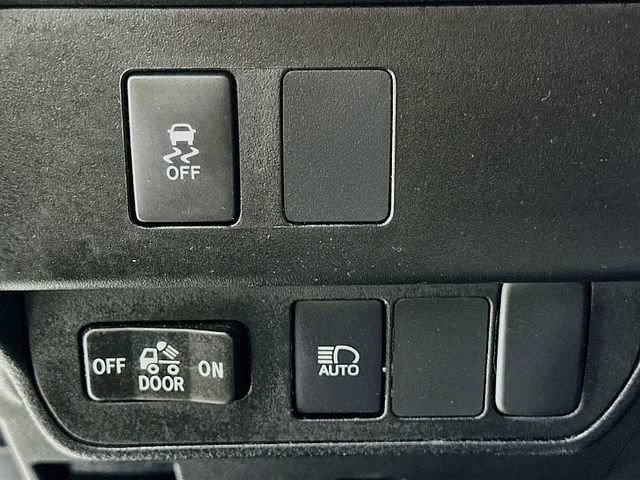 Used 2023 Toyota Tacoma SR AWD/4WD image 10