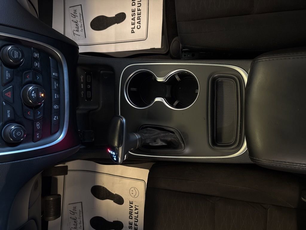 Used 2020 Dodge Durango SXT image 32