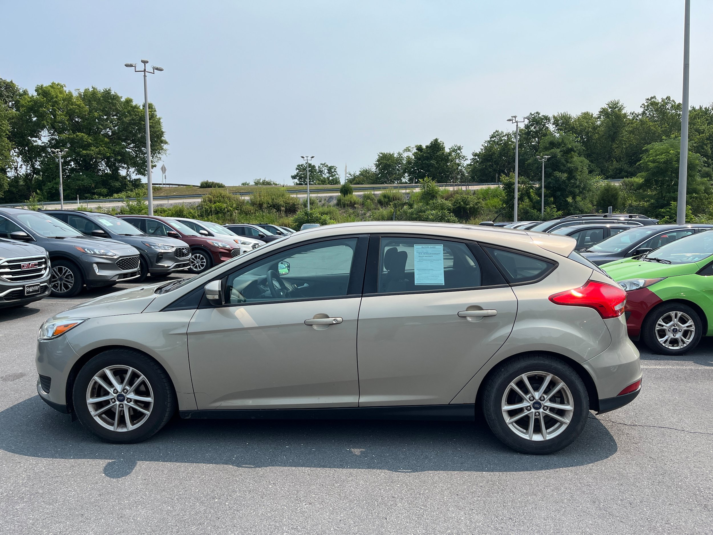 Used 2015 Ford Focus SE FWD image 7