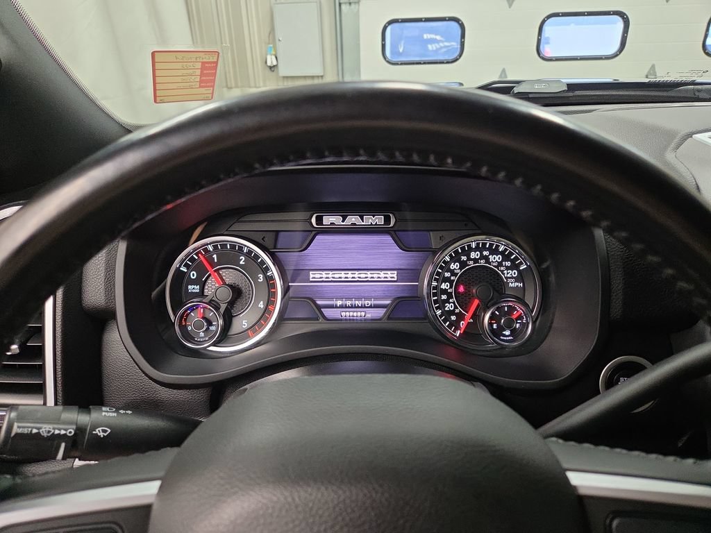 Used 2022 RAM 3500 Big Horn w/ Level B Equipment Group AWD/4WD image 23
