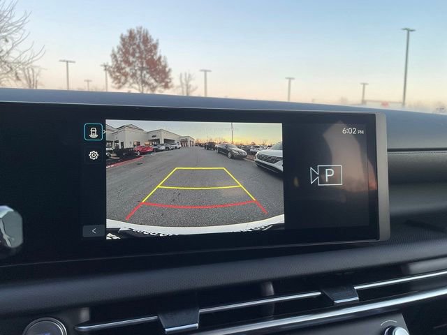 New 2025 Hyundai Tucson SE image 13