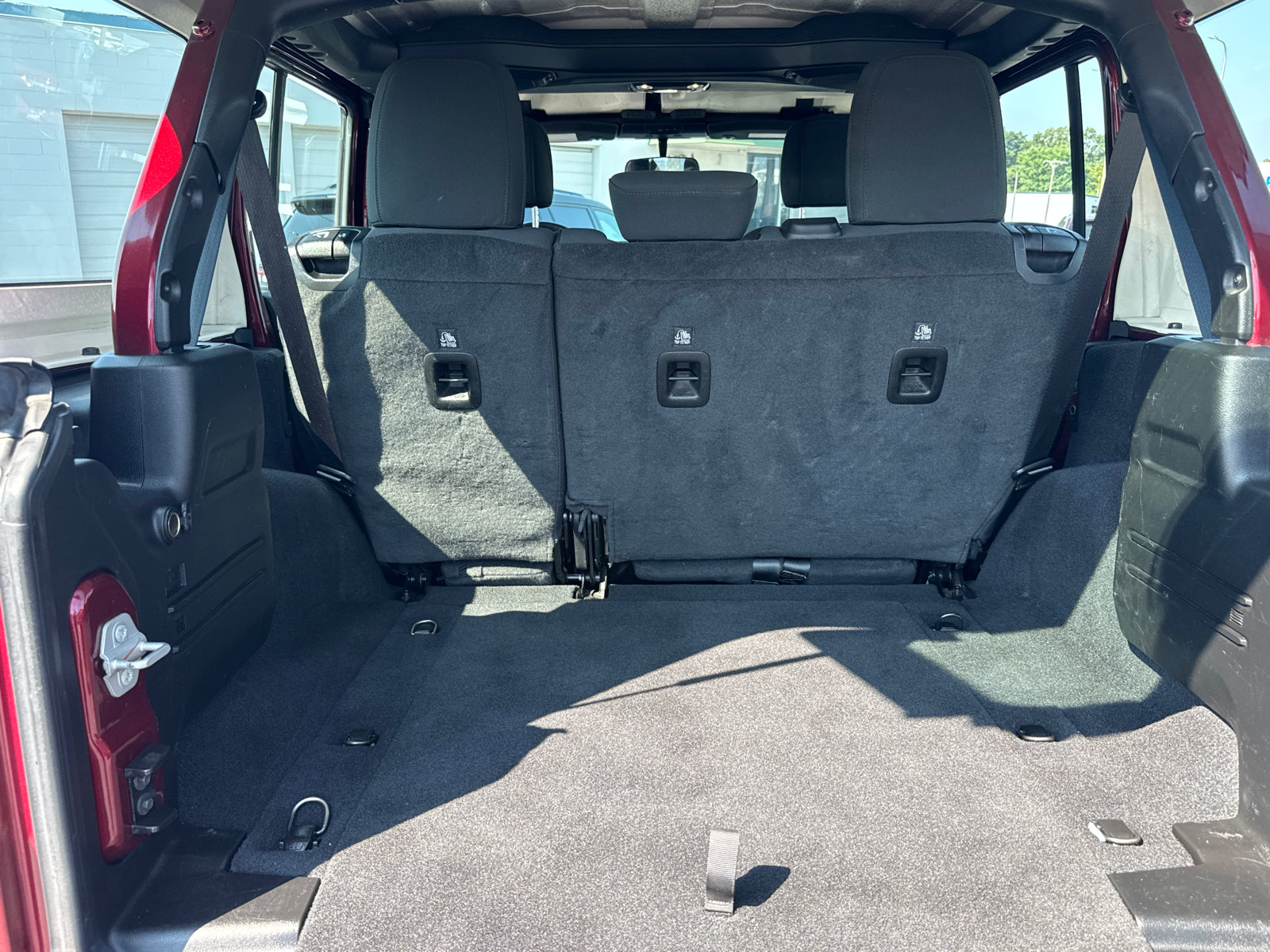 Used 2022 Jeep Wrangler Unlimited Sport AWD/4WD image 19