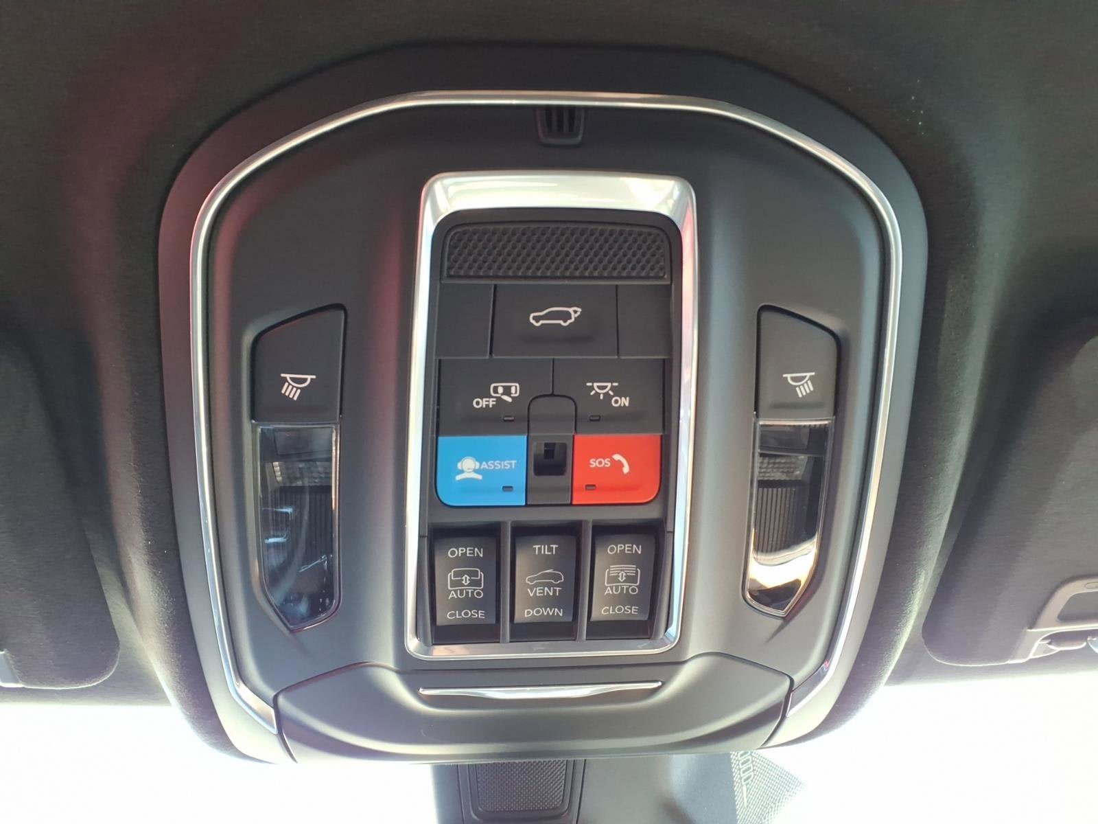 New 2026 Jeep Grand Cherokee L Summit w/ MOPAR Finishing Package AWD/4WD image 14