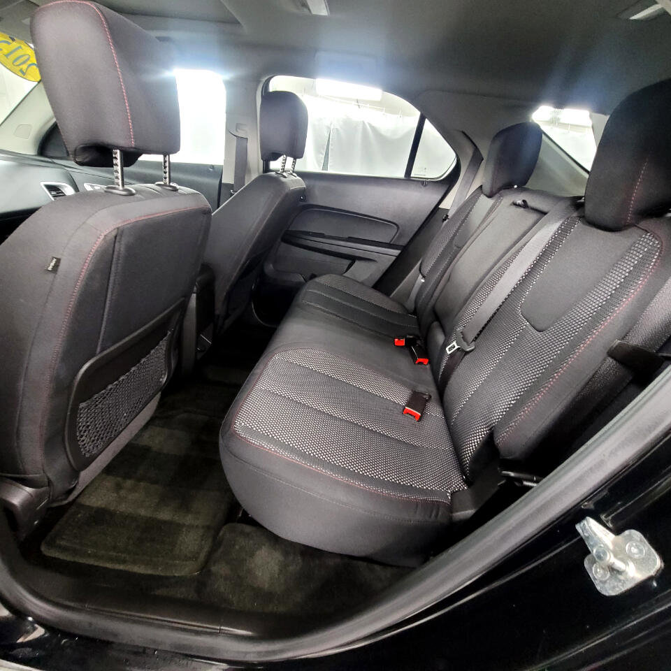 Used 2015 Chevrolet Equinox LT image 12