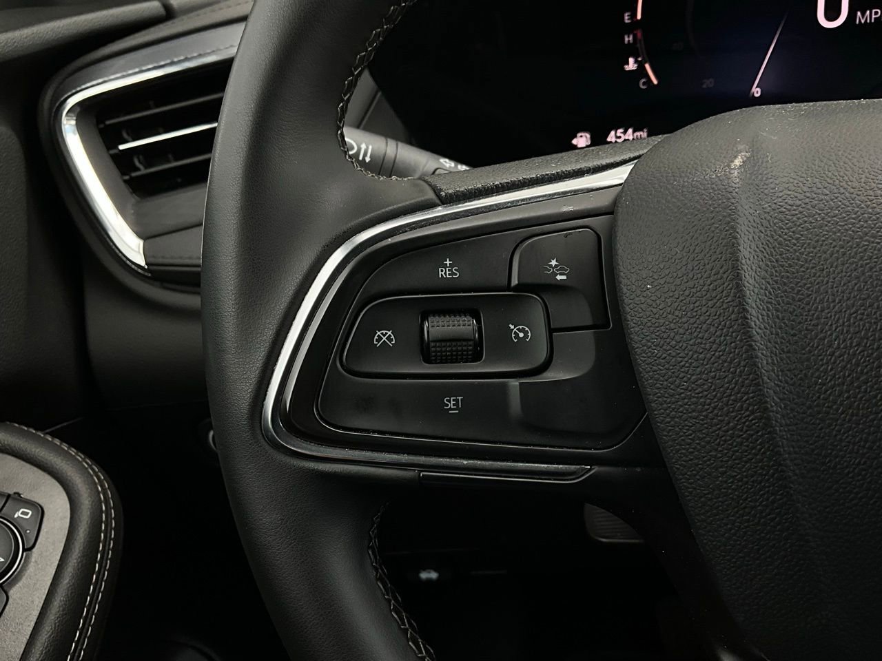 Used 2025 Buick Encore GX Preferred image 31