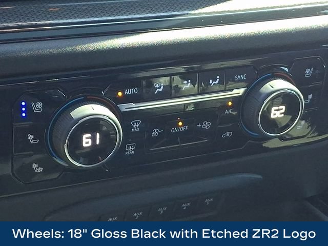 Used 2025 Chevrolet Silverado 2500 ZR2 AWD/4WD image 14
