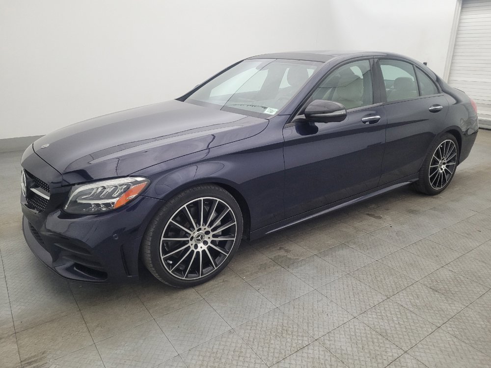 Used 2020 Mercedes-Benz C 300 Sedan image 2