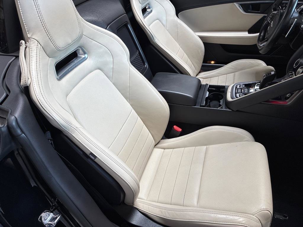 Used 2020 Jaguar F-TYPE Convertible image 27