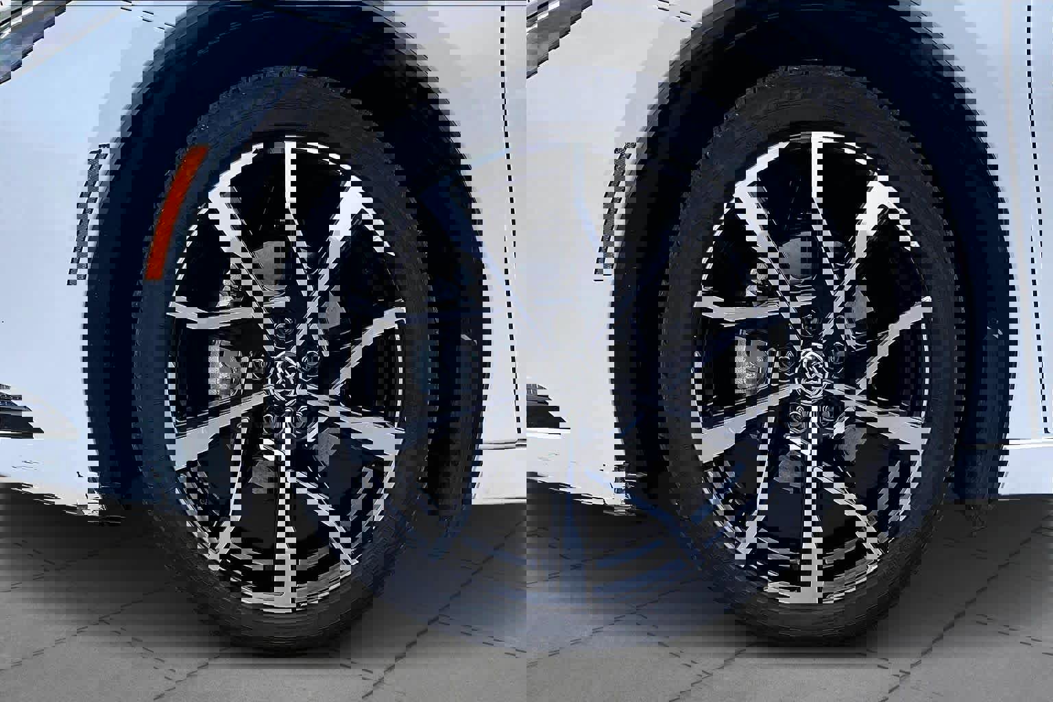 Used 2024 Toyota Prius Prime image 10