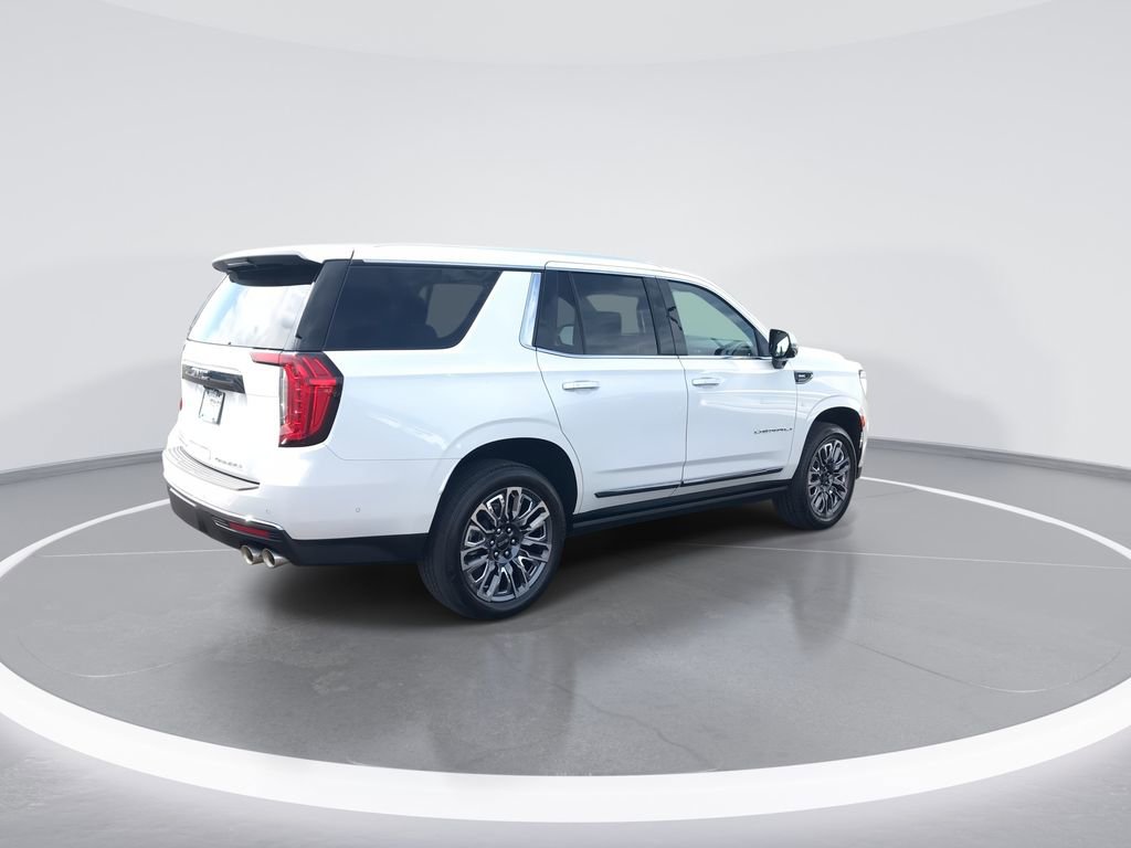 Used 2024 GMC Yukon Denali Ultimate AWD/4WD image 8
