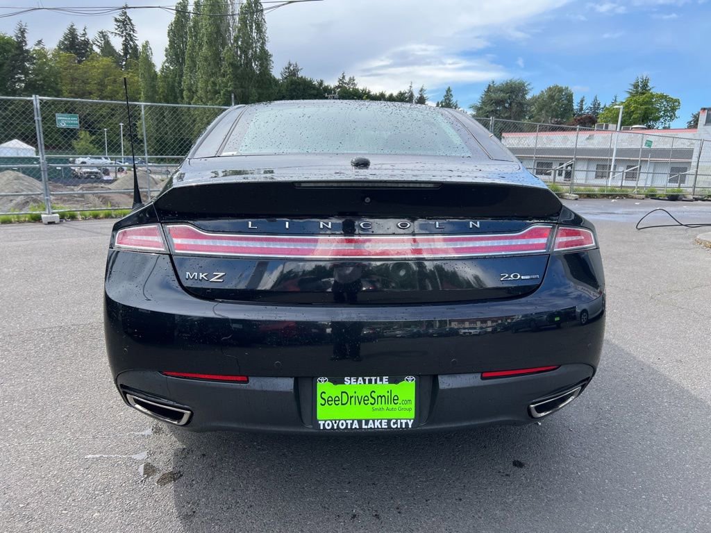 Used 2013 Lincoln MKZ FWD image 5