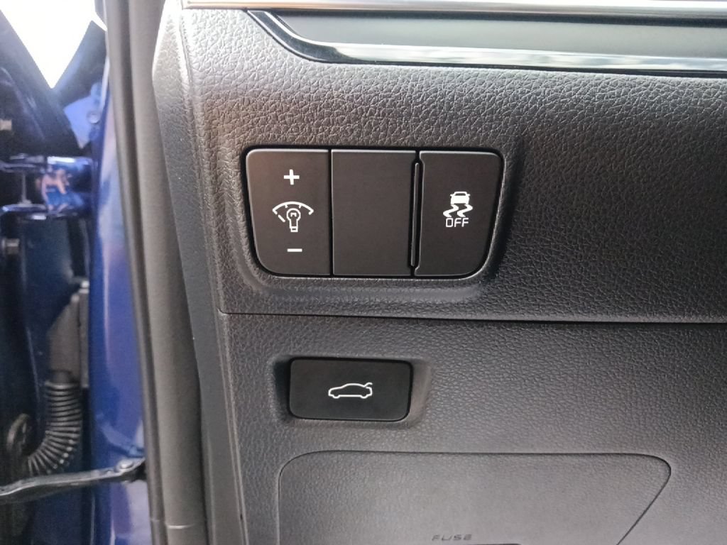 Used 2025 Kia K5 GT-Line w/ GT-Line Premium Package FWD image 17