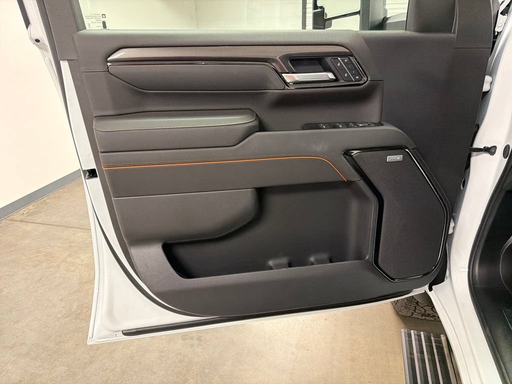 New 2026 GMC Sierra 2500 AT4 w/ Technology Package AWD/4WD image 21