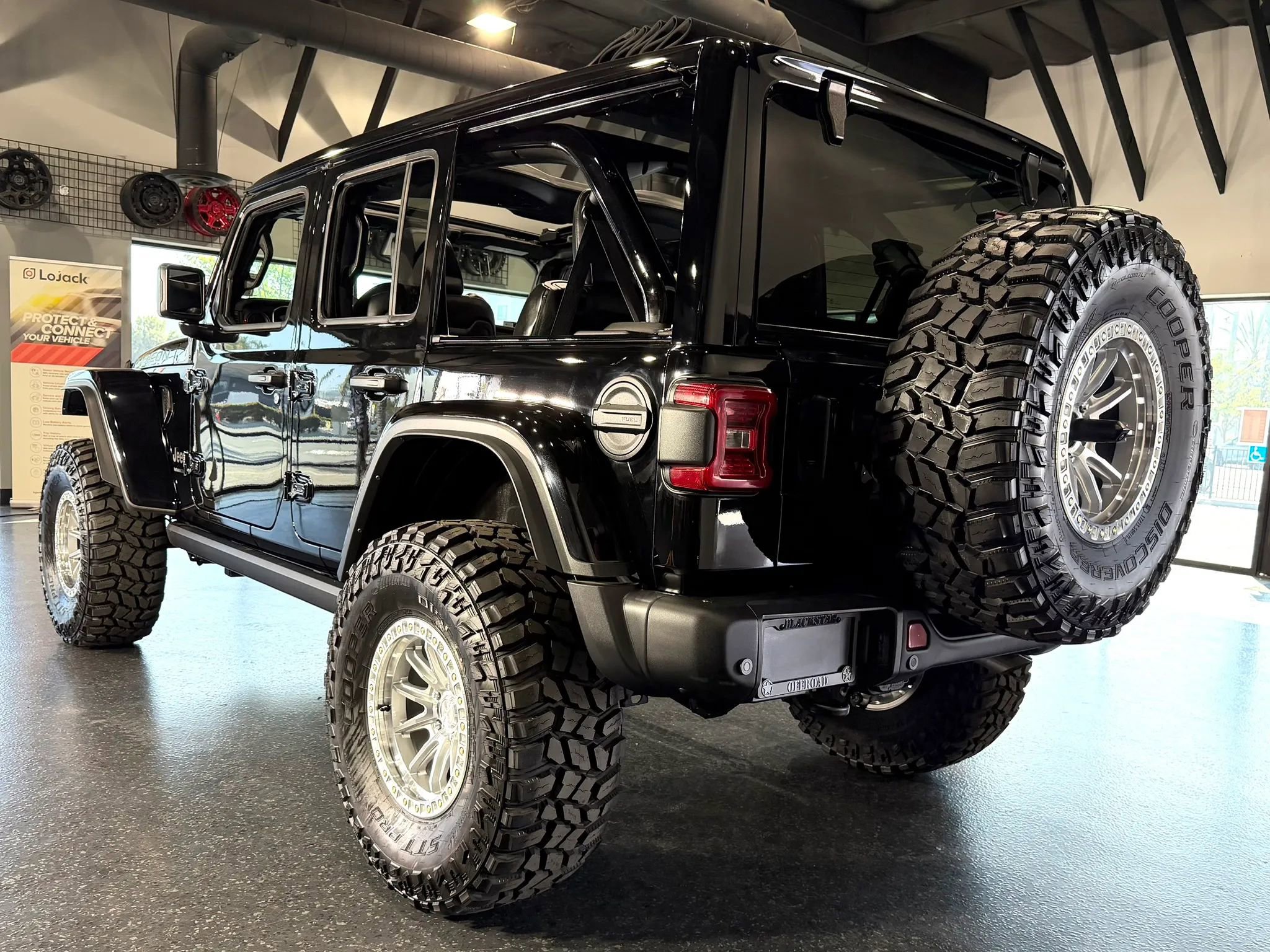 Used 2024 Jeep Wrangler Unlimited Rubicon image 20