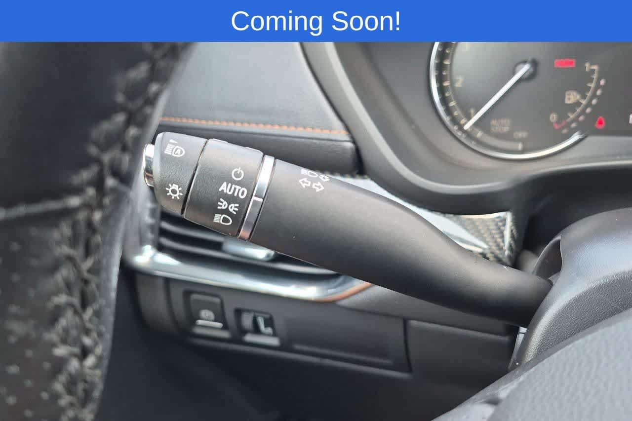 Used 2023 Cadillac XT4 Sport w/ Cold Weather Package AWD/4WD image 27