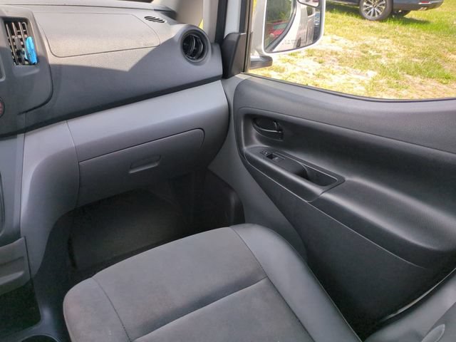 Used 2020 Nissan NV200 SV w/ Sliding Glass Door Package FWD image 20