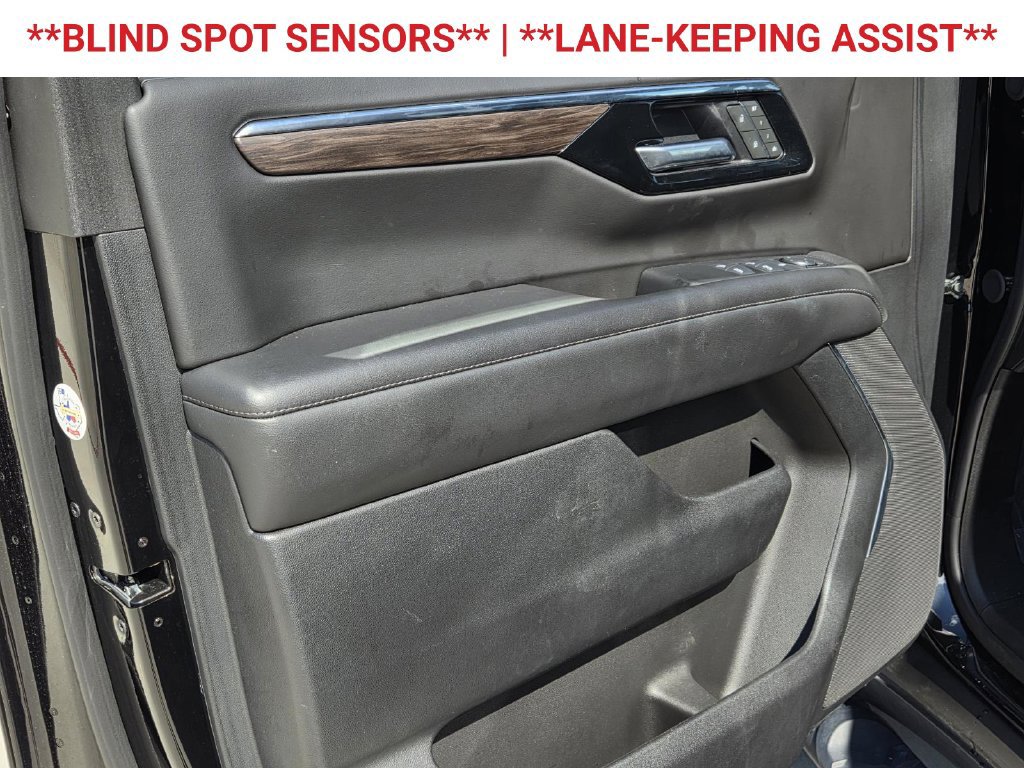 Used 2025 Chevrolet Tahoe Z71 AWD/4WD image 11