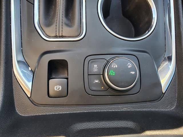 Used 2020 Chevrolet Traverse LT w/ Driver Confidence II Package image 27