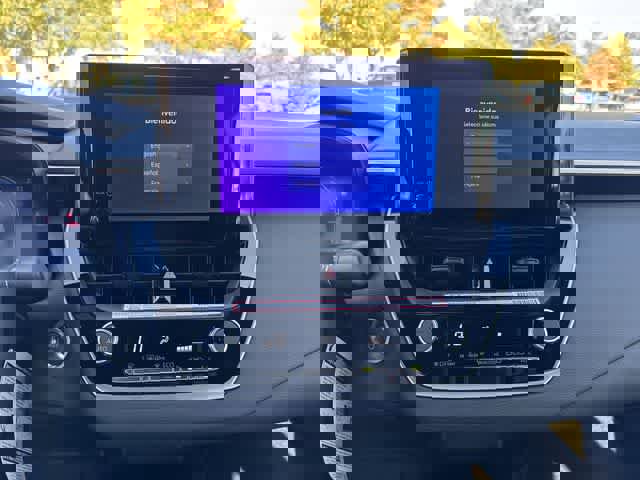 Certified 2026 Toyota Corolla SE image 19