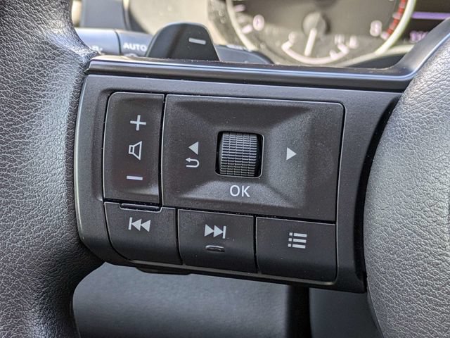Used 2023 Nissan Pathfinder S FWD image 24
