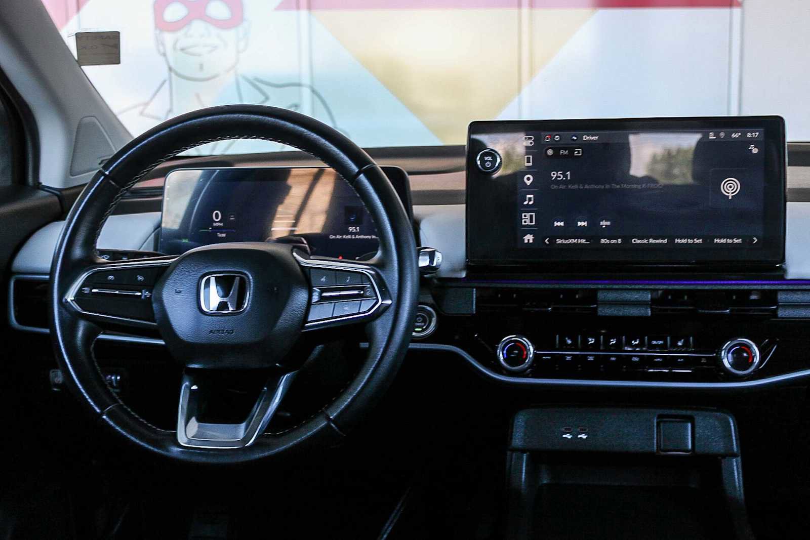 Used 2025 Honda Prologue Touring image 13